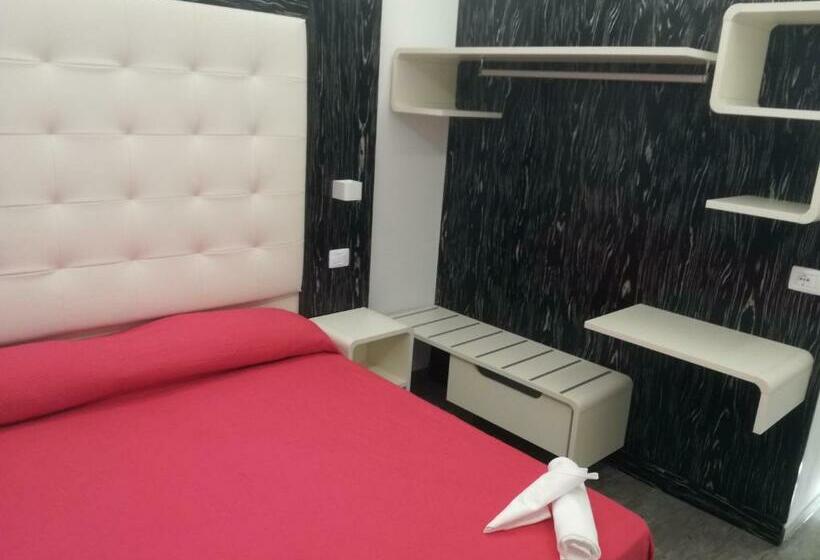 اتاق استاندارد, Zia Rita