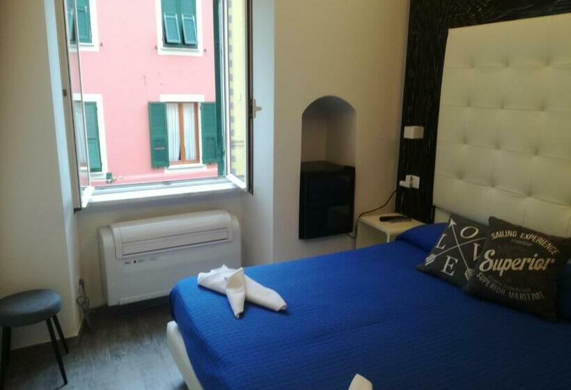 اتاق استاندارد, Zia Rita