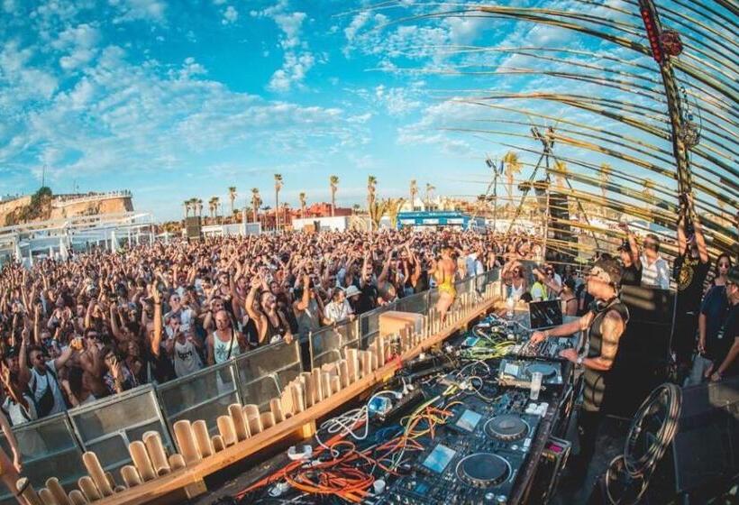 Апартаменты Superior 1 Спальня, Flamingo Apartments