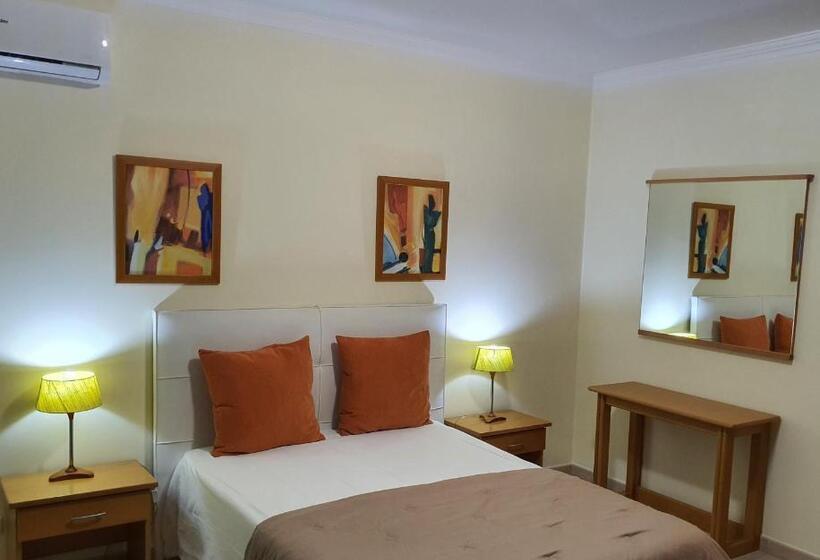 Студио Стандарт с Балконом, Flamingo Apartments