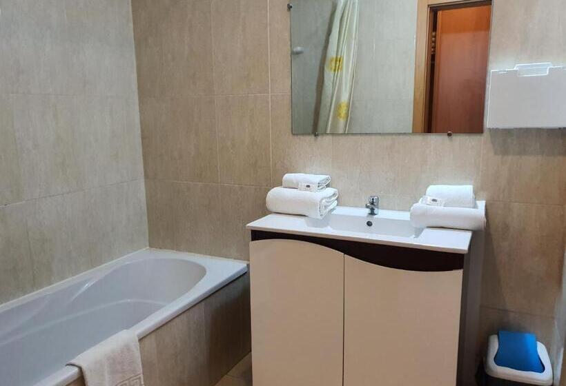 Апартаменты 1 Спальня, Flamingo Apartments