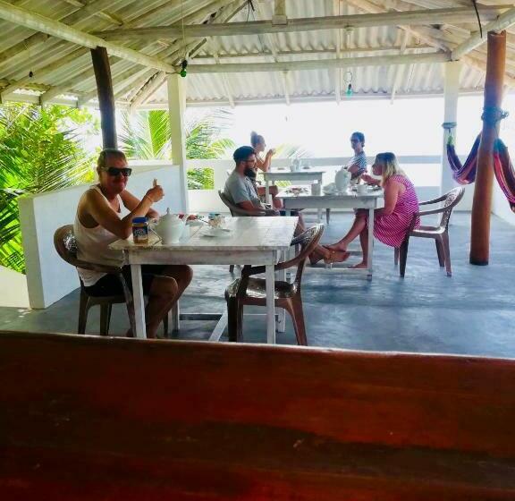 اتاق استاندارد با چشم‌انداز باغ, Amour Surf