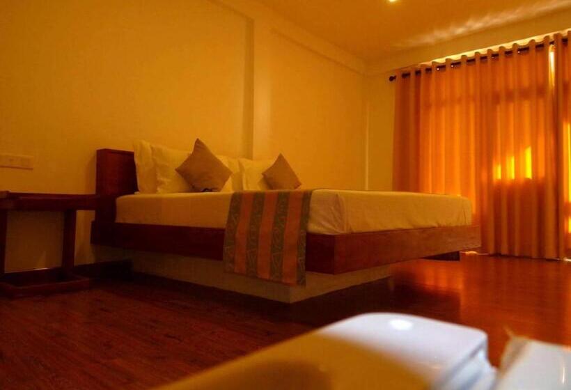 اتاق استاندارد با چشم‌انداز دریا, Amour Surf