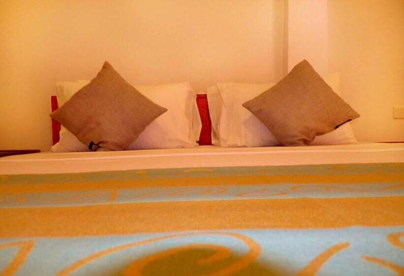 اتاق استاندارد با چشم‌انداز دریا, Amour Surf