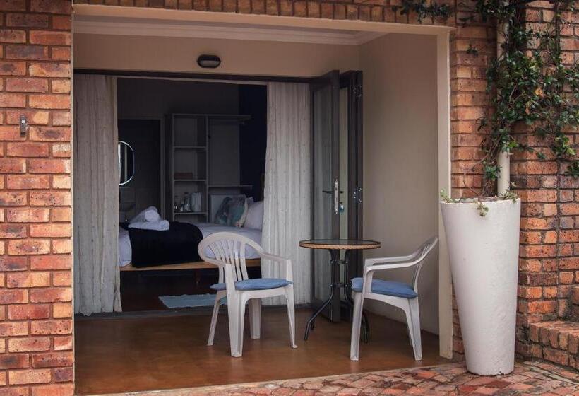 스탠다드 룸, Annie's Boutique Guesthouse And Garden Spa