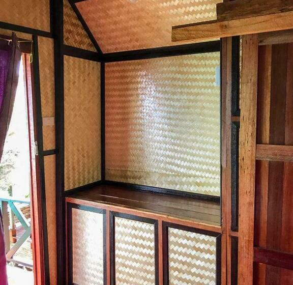 스탠다드 방갈로, Bayview Sunset