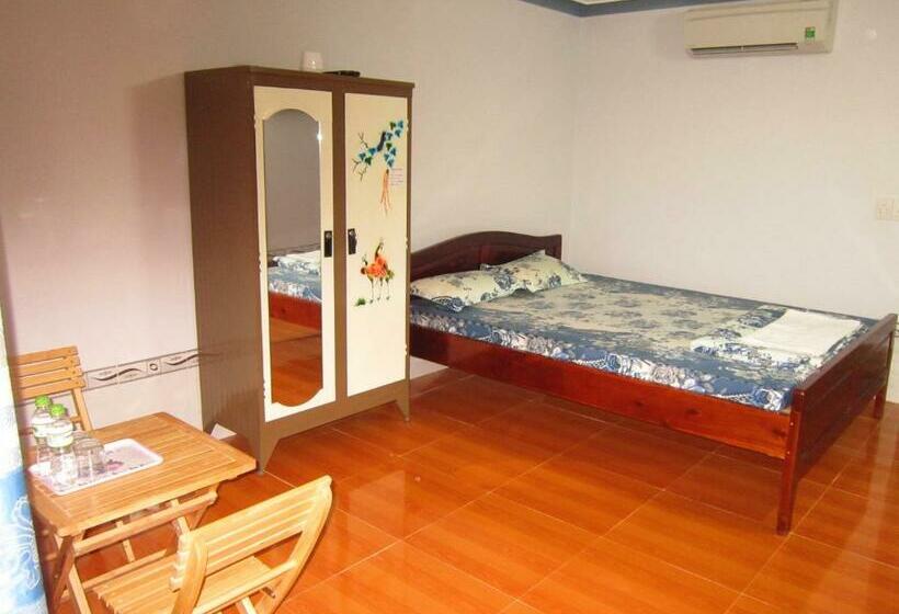 اتاق لوکس, Hong Chau Guesthouse