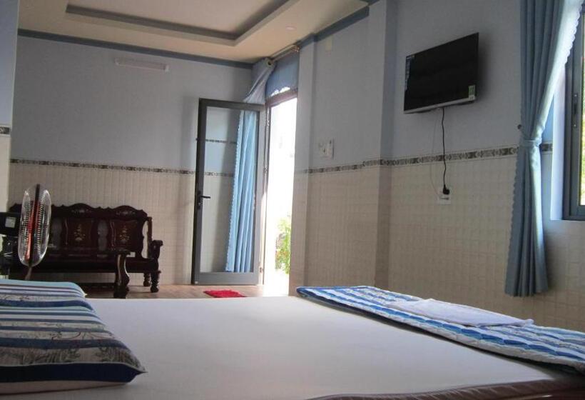 اتاق لوکس, Hong Chau Guesthouse