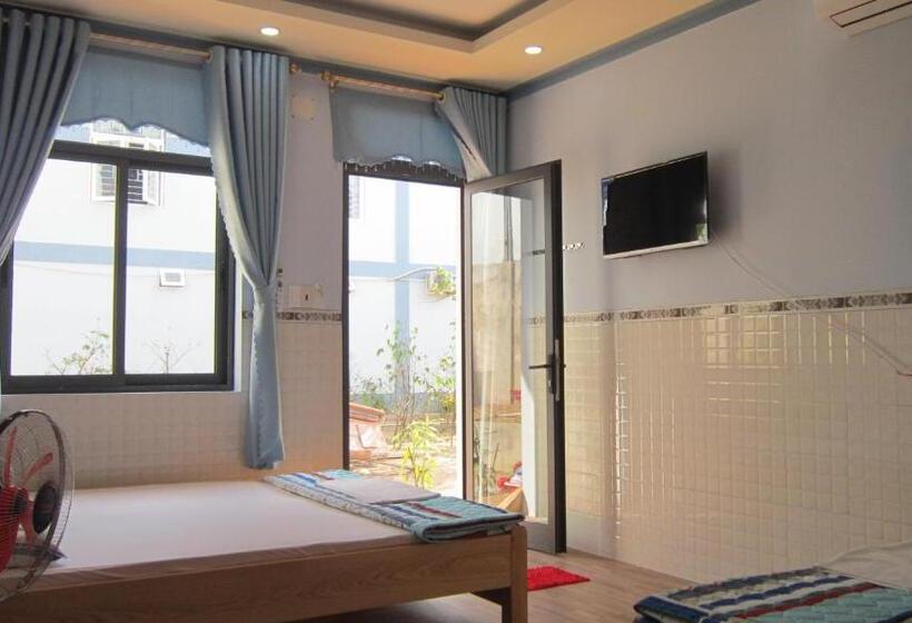 اتاق استاندارد چهار تخته, Hong Chau Guesthouse