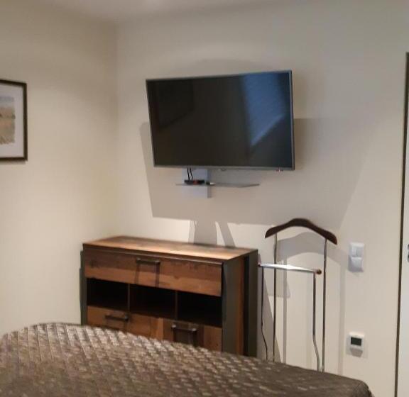 اتاق استاندارد, Lana