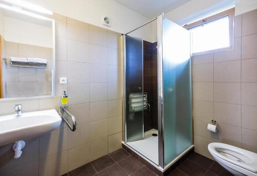 带露台的标准工作室, Penzion U Barana