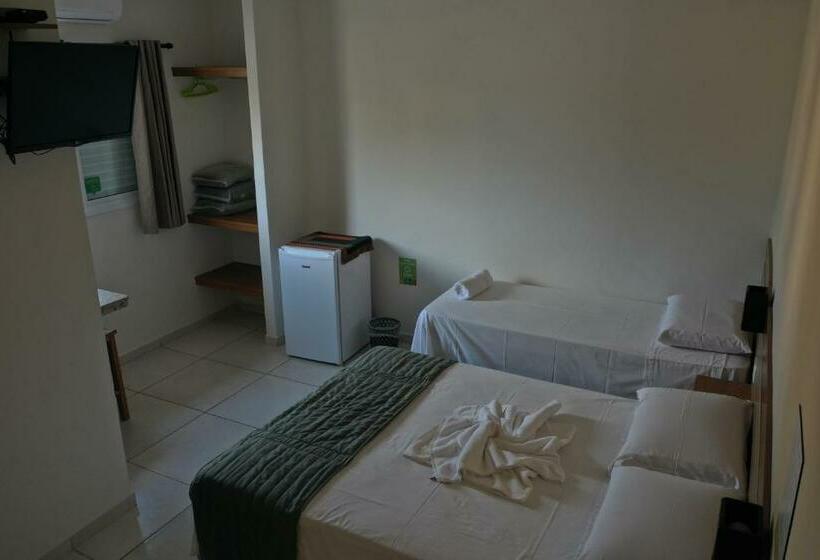 标准三人间, Pousada Canto Da Praça