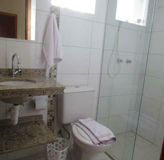 标准三人间, Pousada Canto Da Praça