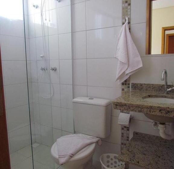 标准三人间, Pousada Canto Da Praça