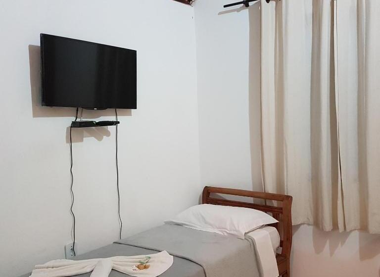 اتاق استاندارد چهار تخته, Pouso Bem Estar