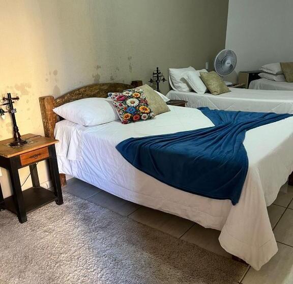 اتاق استاندارد چهار تخته, Pouso Bem Estar