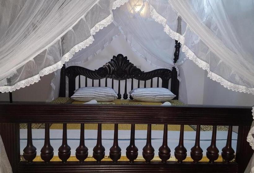 带阳台的豪华间, Samudra Guest House