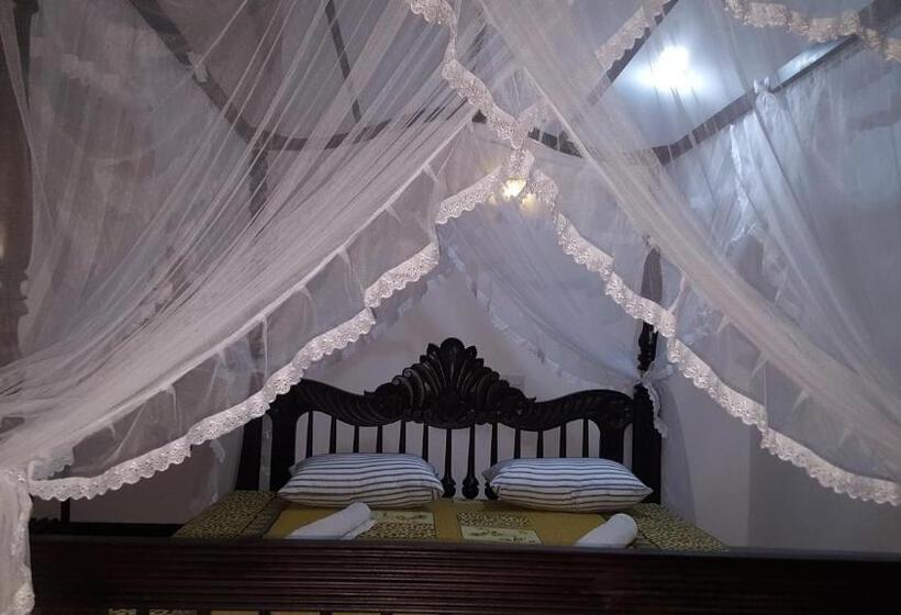 带阳台的豪华间, Samudra Guest House