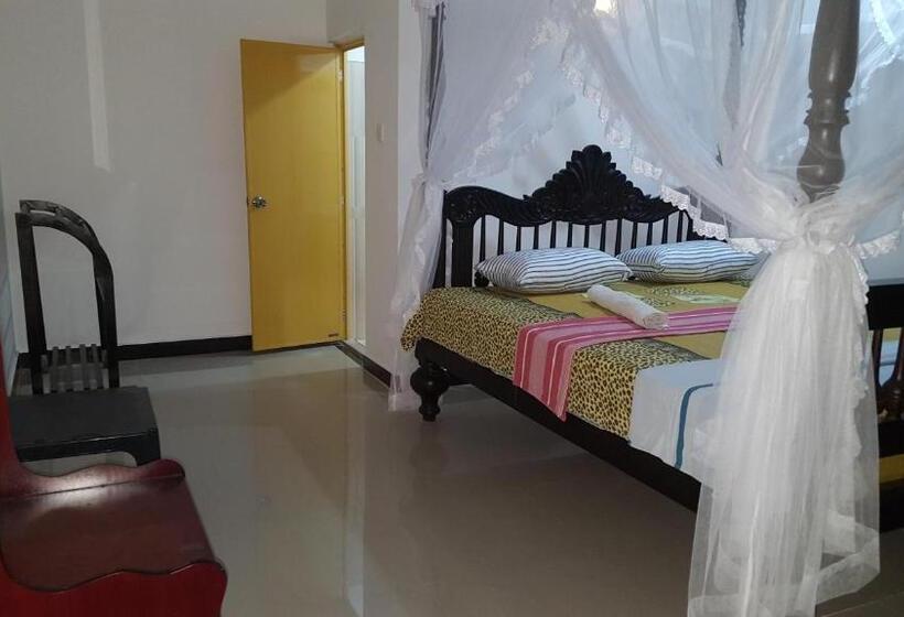 带阳台的豪华间, Samudra Guest House