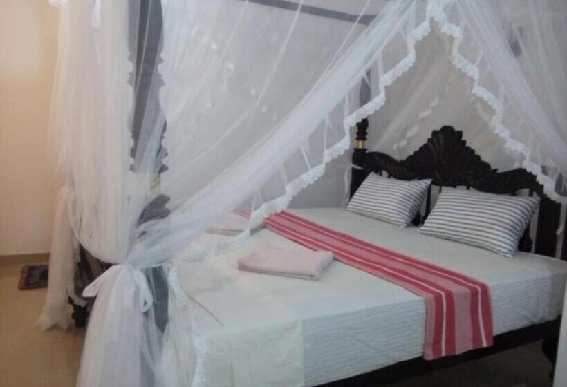 标准房带园景, Samudra Guest House