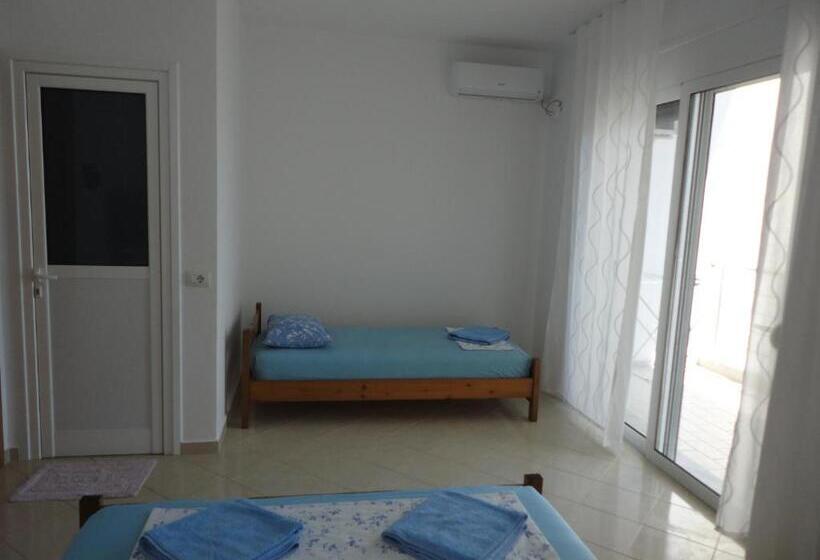 Economy Triple Room, Spiro Guest House