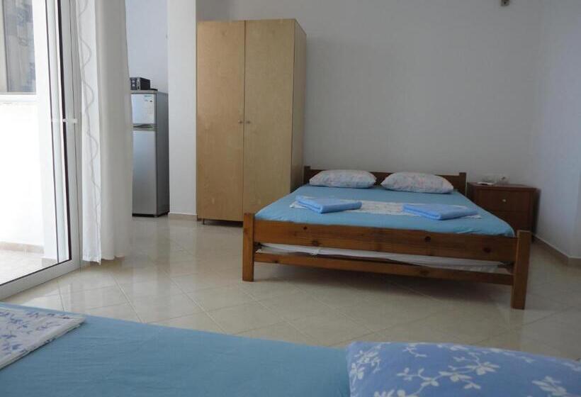 Economy Triple Room, Spiro Guest House