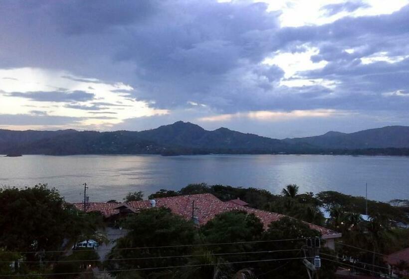 Апартаменты 2 Спальни, Sunset Heights 402