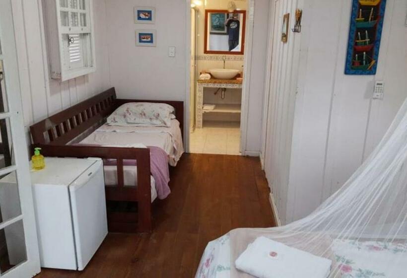 标准间, Pousada Ilha Do Mel Café