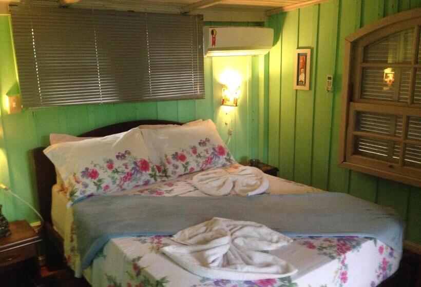 标准间, Pousada Ilha Do Mel Café