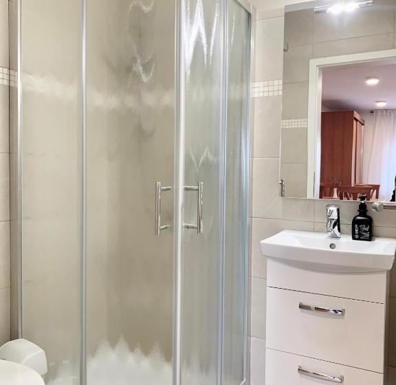 اتاق کلاسیک چهارنفره, Guest House Stara Lipa Tašner Self Check In Free Kitchen Parking Garage