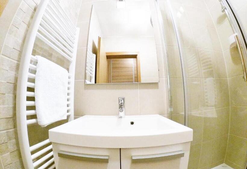 اتاق استاندارد با بالکن, Guest House Stara Lipa Tašner Self Check In Free Kitchen Parking Garage