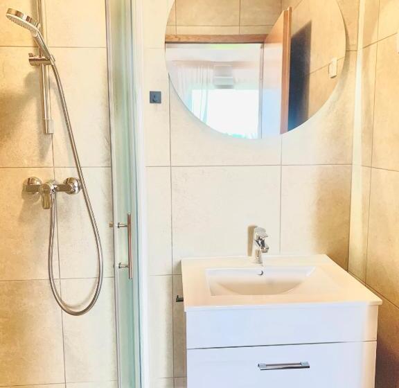 اتاق راحتی سه تخته, Guest House Stara Lipa Tašner Self Check In Free Kitchen Parking Garage