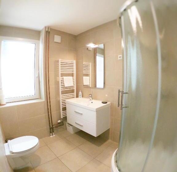 اتاق خانوادگی, Guest House Stara Lipa Tašner Self Check In Free Kitchen Parking Garage