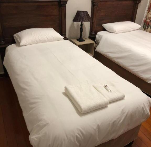 Апартаменты 1 Спальня, Muckleneuk Guest House