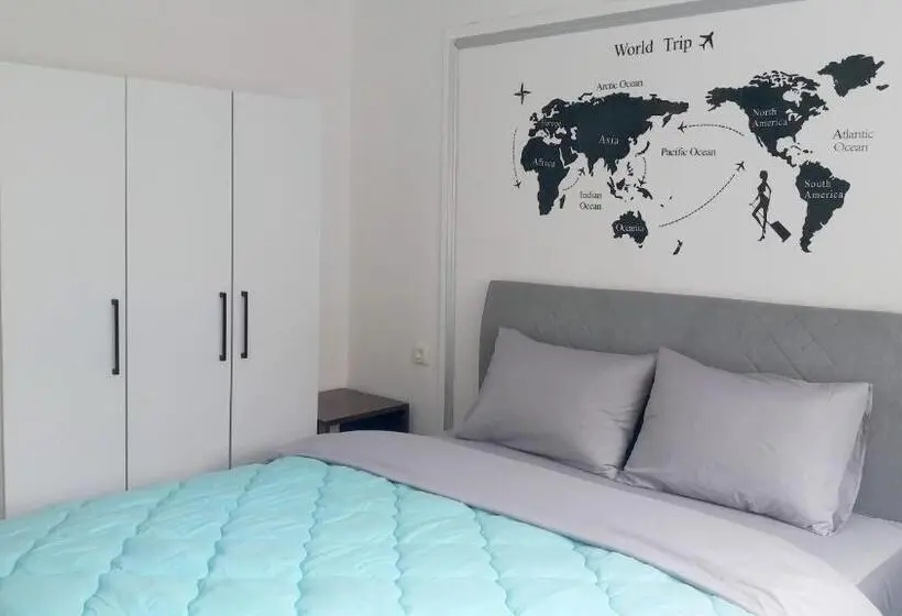 استودیو استاندارد با چشم‌انداز باغ, The House Apartments & Guest Rooms