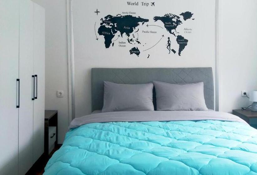 استودیو استاندارد با چشم‌انداز باغ, The House Apartments & Guest Rooms