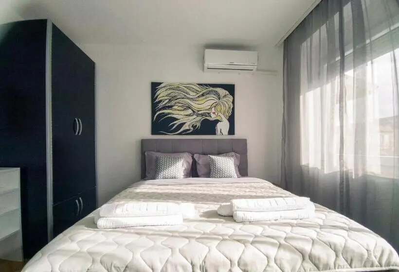 Standard room with outdoor bath, The House Apartments & Guest Rooms