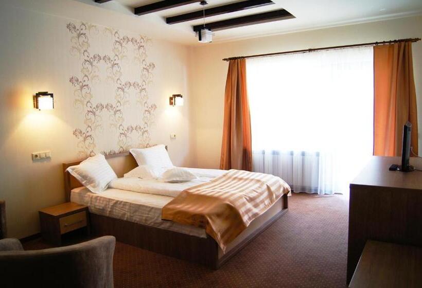 Люкс с гидромассажем, Pensiunea Jojo