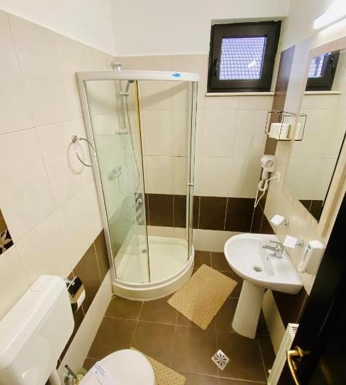 スタンダードルーム, Pensiunea Camena