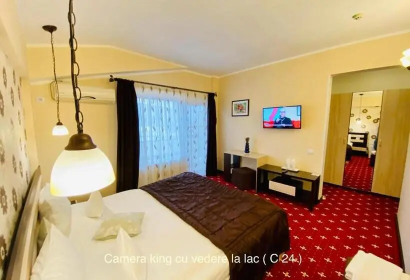 اتاق استاندارد با تخت بزرگ, Pensiunea Camena
