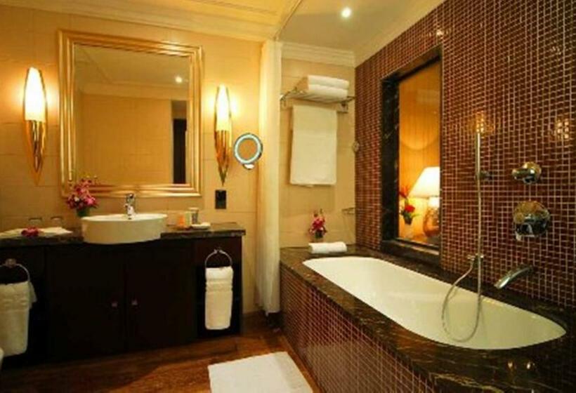 آپارتمان 1 خوابه, The Diplomat Radisson Blu Residence