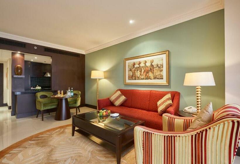 آپارتمان 1 خوابه, The Diplomat Radisson Blu Residence