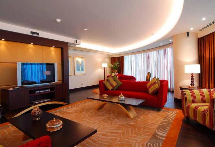 آپارتمان 3 خوابه, The Diplomat Radisson Blu Residence