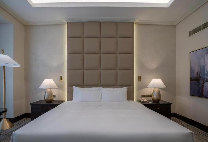 آپارتمان 1 خوابه, The Diplomat Radisson Blu Residence