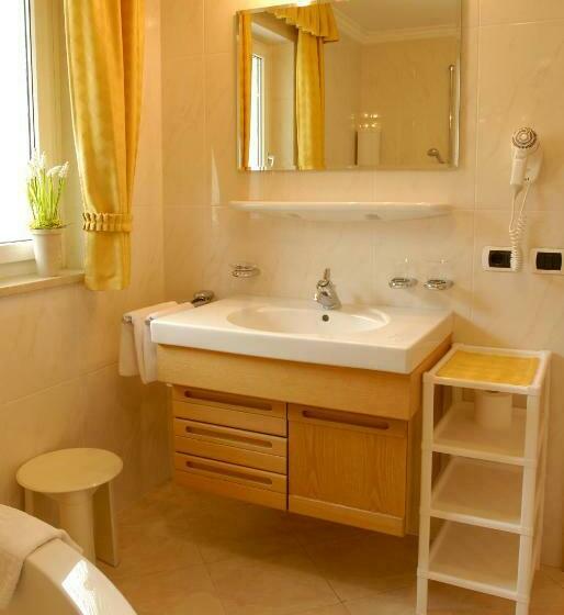 اتاق استاندارد, Garni Waltoy