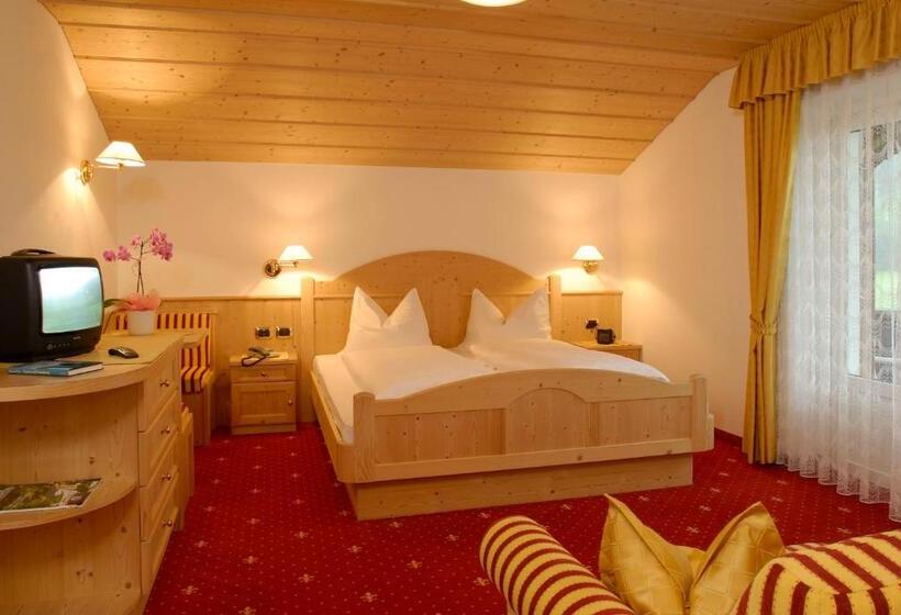 اتاق استاندارد, Garni Waltoy