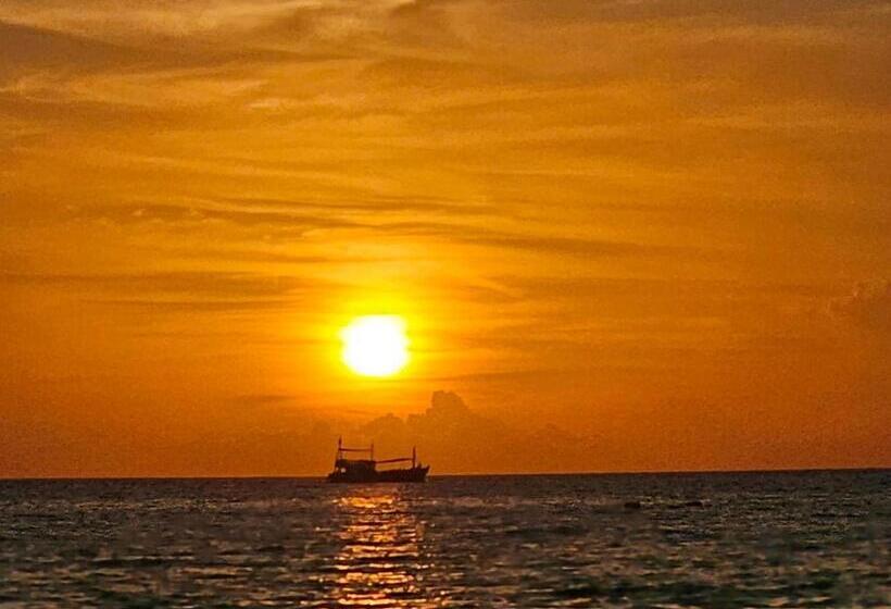 اتاق لوکس, Ocean View Resort