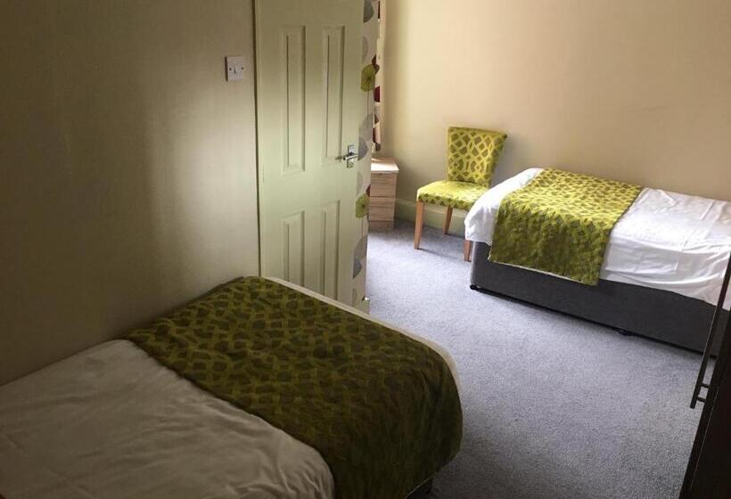 标准间, The Savoy