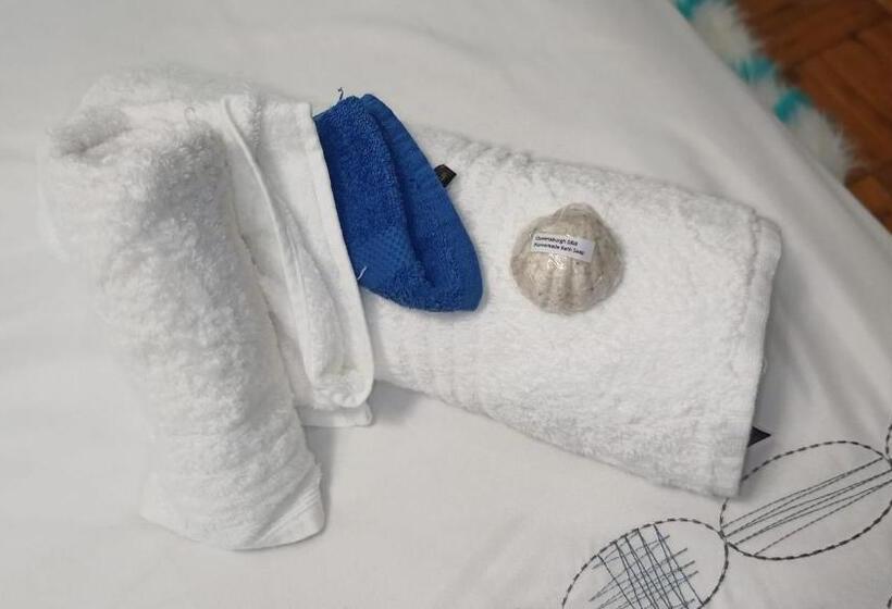 プールの見えるデラックスルーム, Queensburgh B&b Or Self Catering