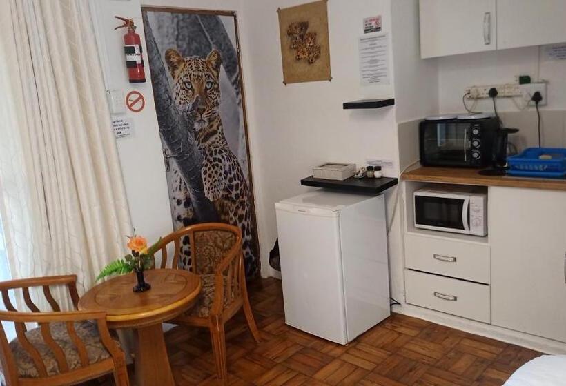 ガーデンビューデラックスルーム, Queensburgh B&b Or Self Catering